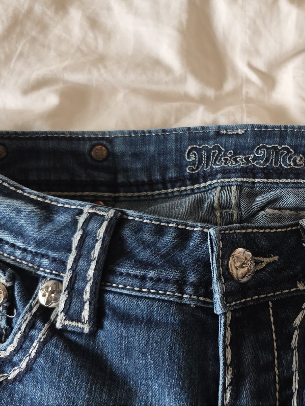 Miss Me Blue Embroidered Waistband Dark Wash Jeans 28x33